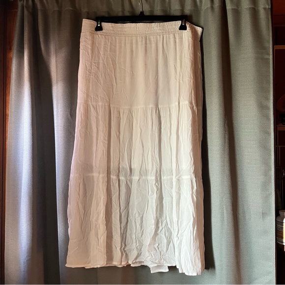 I.N. Studio Dresses & Skirts - I.N. Studio White Maxi Skirt